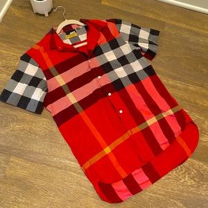 Casual Burberry Button Up 🟠🔴